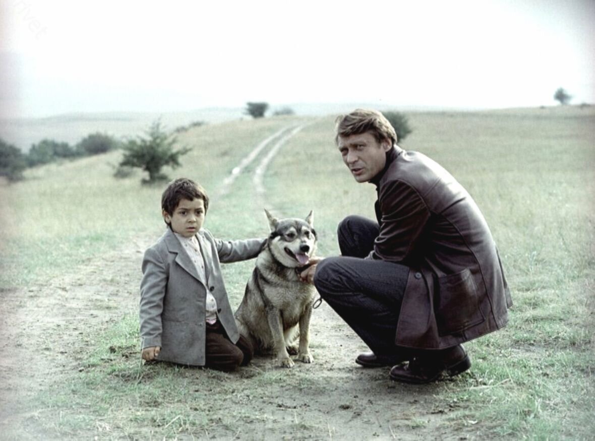 Мужики в рекламе банков не снимаются. Фото Яндекс.Картинки. 