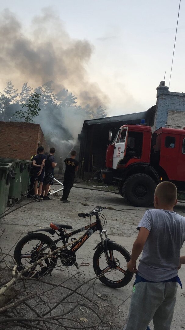 Пожар в искитиме сегодня. Сибириада пожар. Искитим новости пожар. Пожар у Шеркалов. Искитим новости сегодня пожар.