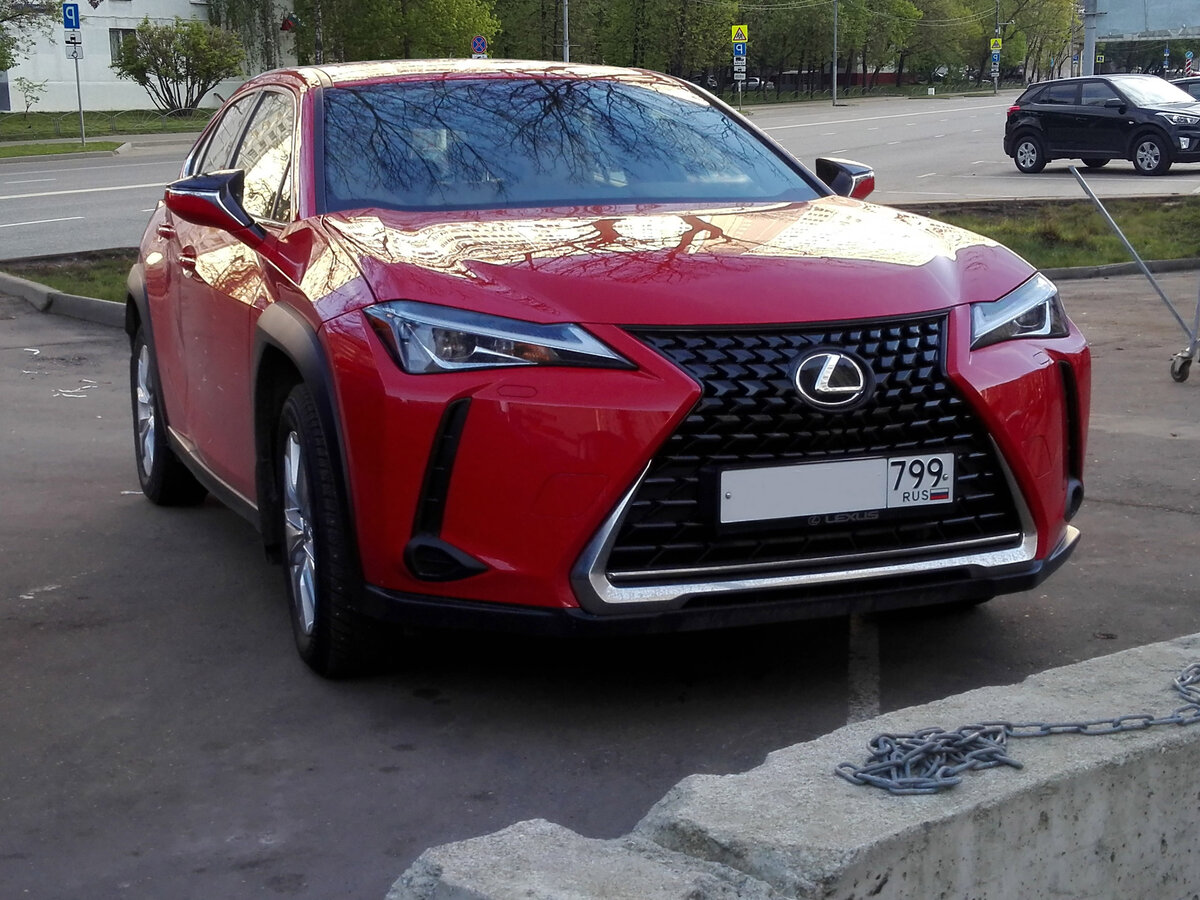 Lexus UX 200