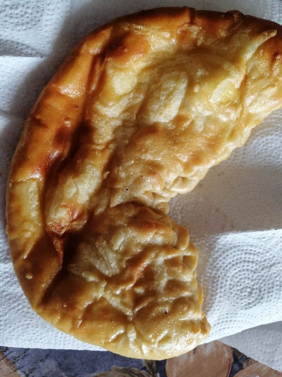 Этот экземпляр привезла маме. 