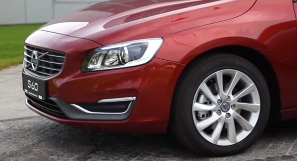 Вольво S60 - шведская надежность не уступает японцам