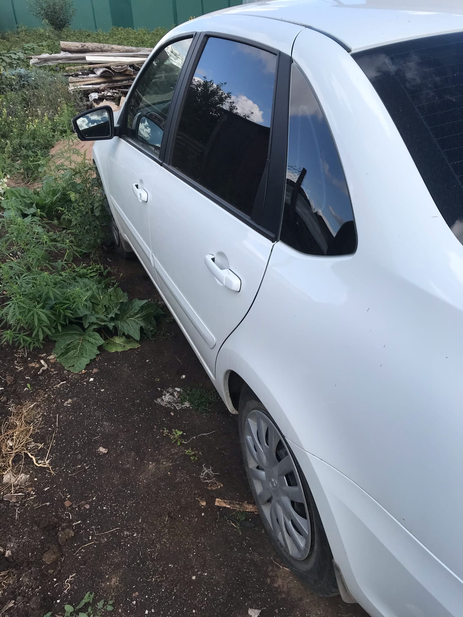 Lada GrantaLada Granta