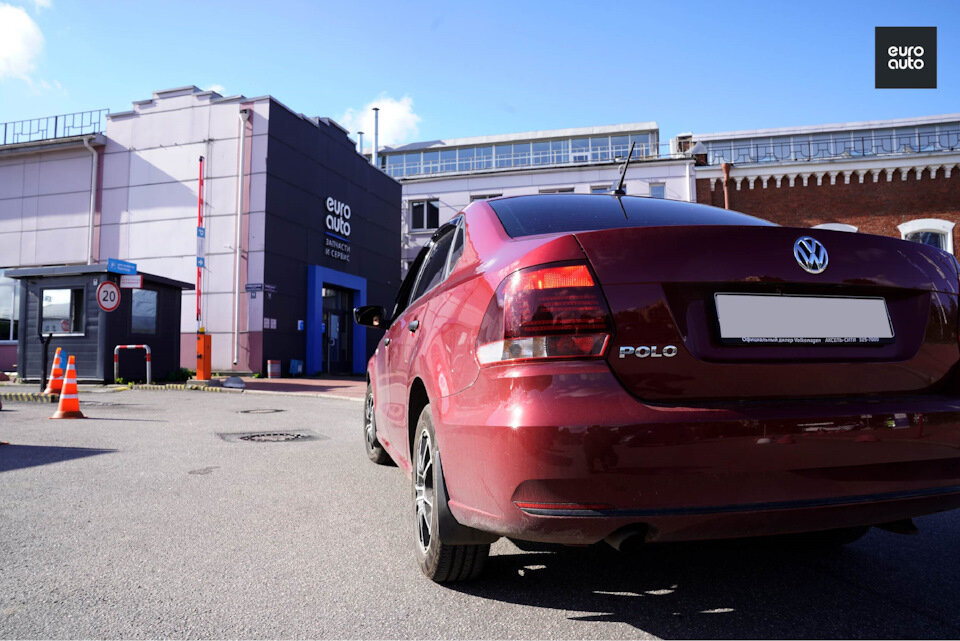 VW Polo – один из самых распространённых автомобилей на дорогах Санкт-Петербурга (и не только).
