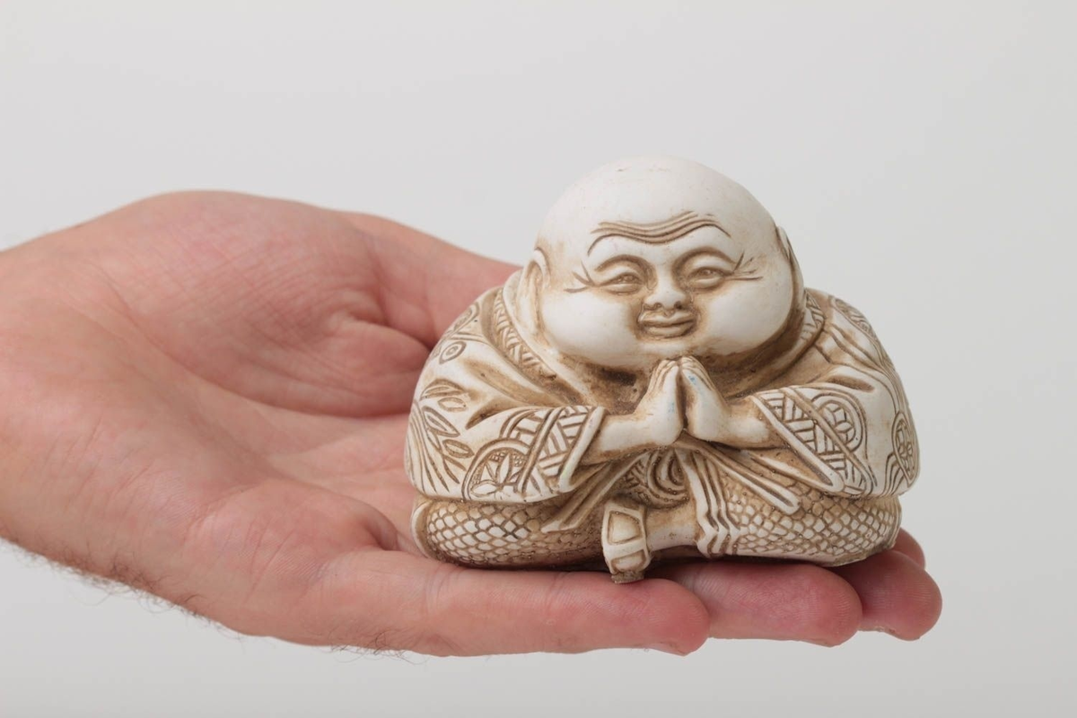 Фигурка нэцке