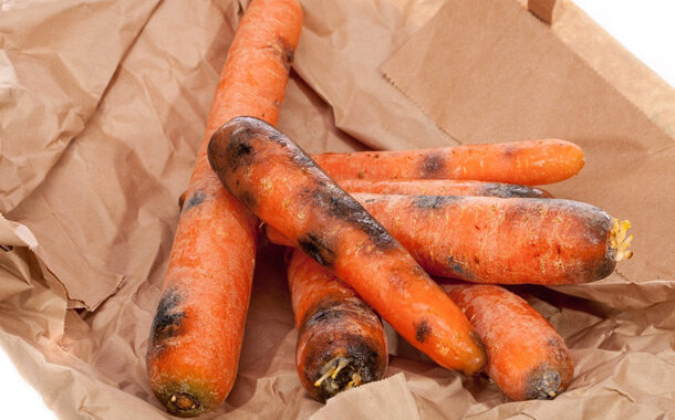 Причины нехватки жидкости в замороженной моркови: