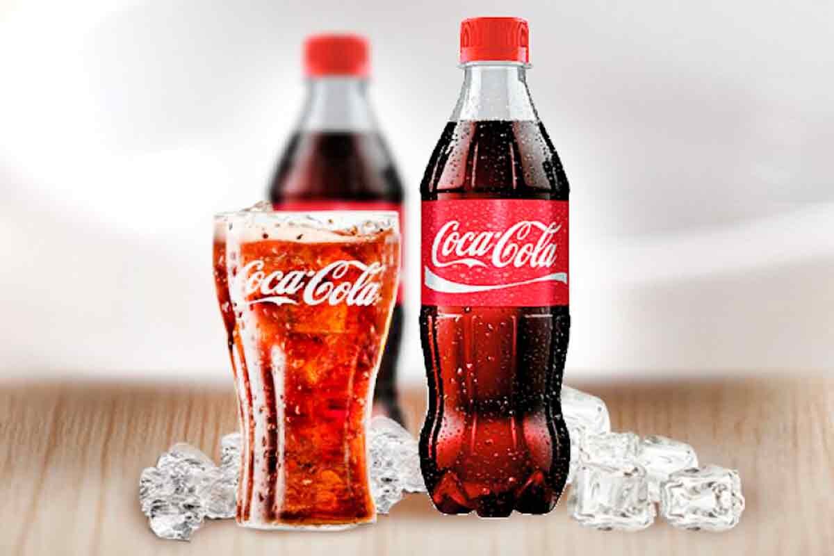 Coke. Кока кола. Кока-кола 0.9 литра. Cola 1 л. Кока бола.