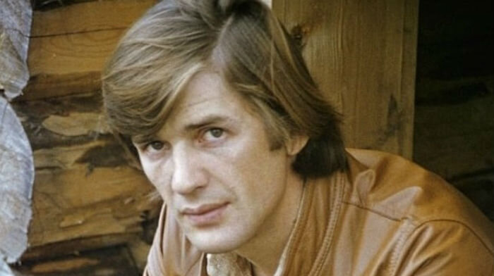 Александр Абдулов