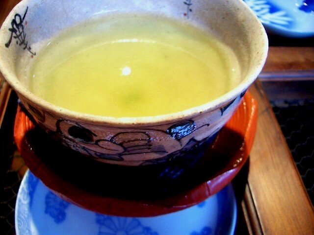 Свежий зеленый чай