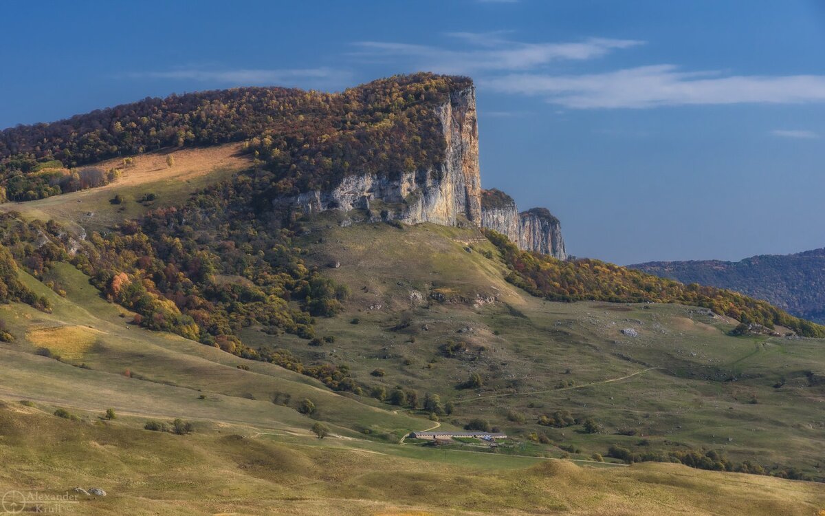 Гора Кизинка(вид с боку).