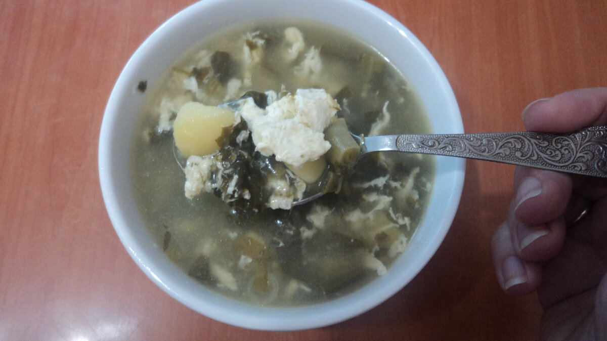 летний суп из щавеля 