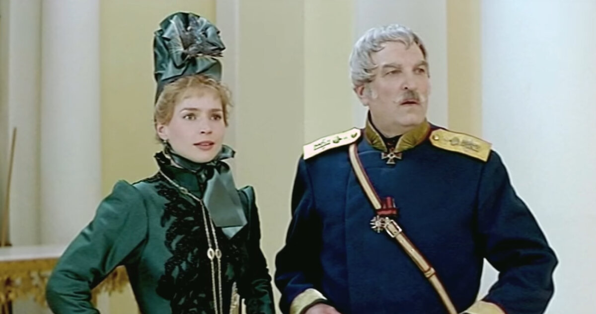 Кадр из фильма «Сибирский цирюльник». Джейн и генерал Радлов (Джулия Ормонд и Алексей Петренко). 
