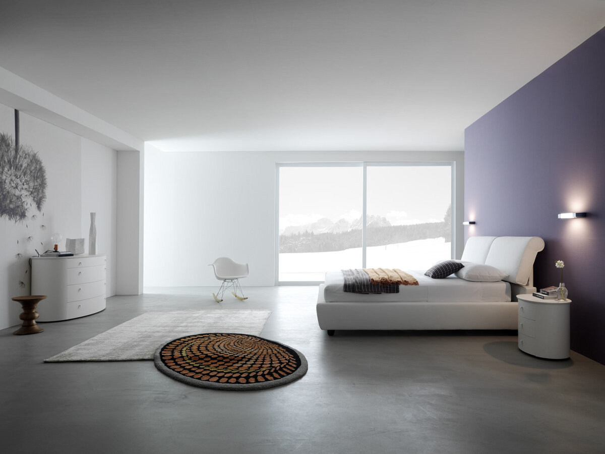 Пол, покрытый одной из разновидностей декоративной штукатурки - микроцементом