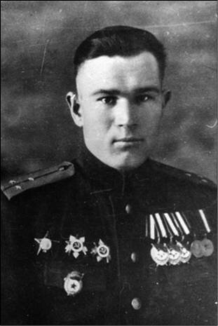 Старший лейтенант А.Н. Зайцев