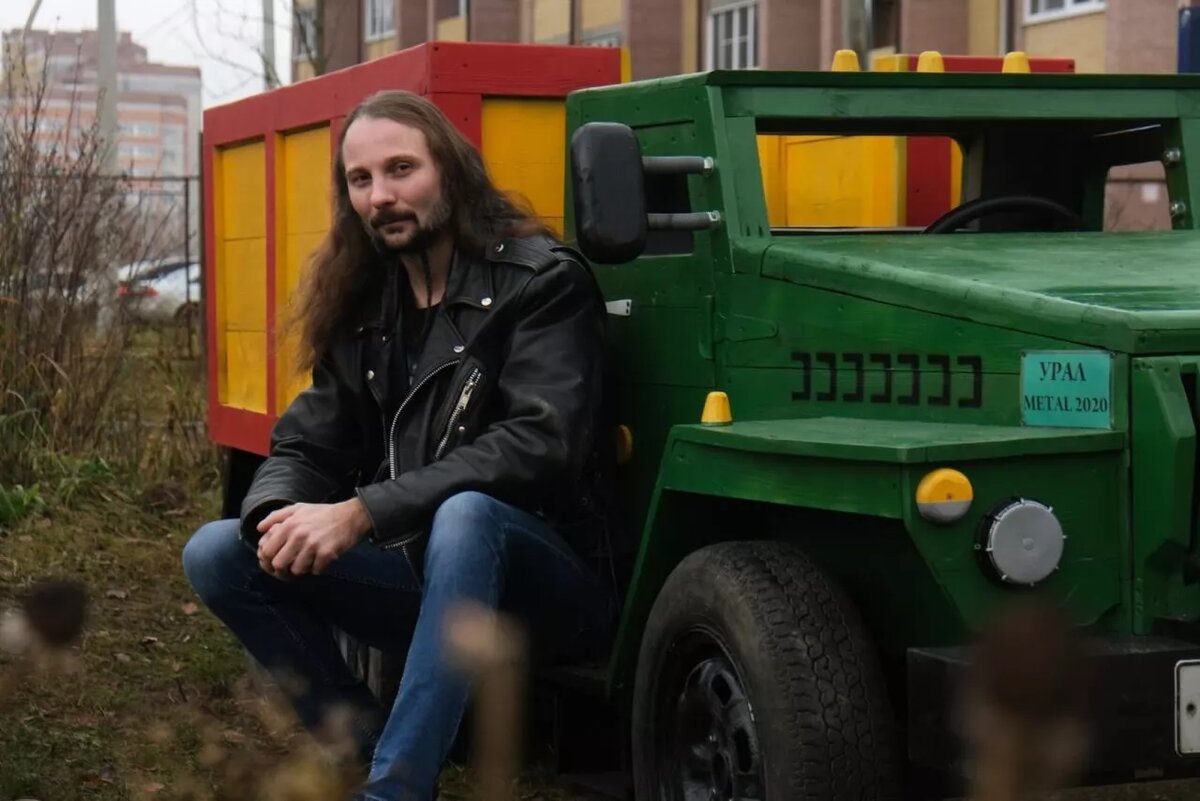 Фото со страницы социальной сети Василия Лютницкого. Оригинал принадлежит исключительно автору