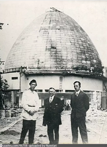 1928-1929 Директор Н.К. Шистовский и архитекторы Московского планетария