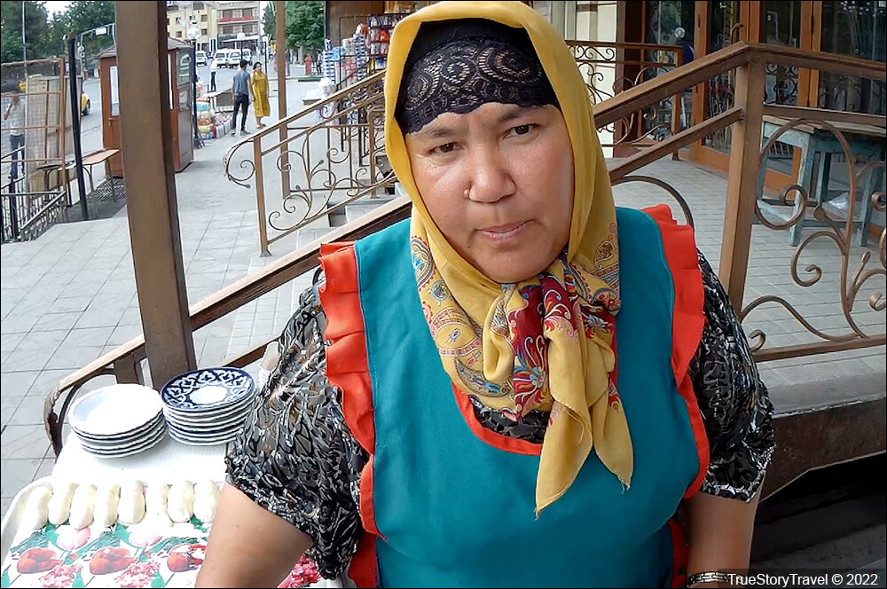 Узбекистан - Пирожки с мясом за 6 руб. Купил и попробовал