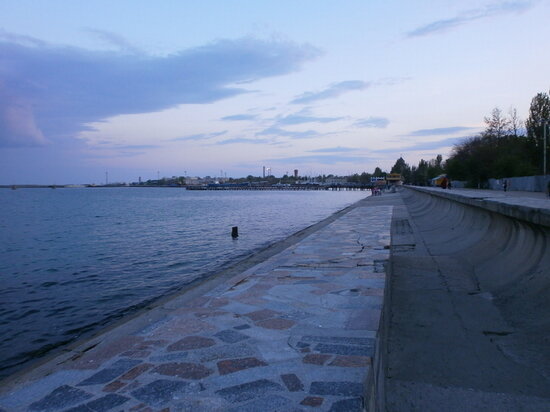     Евпатория, набережнfя, фото: crimea.mk.ru