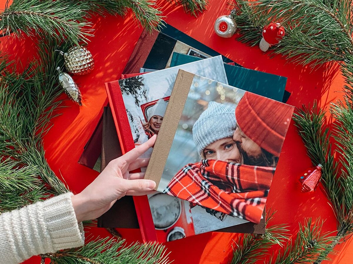 Фотокниги сервиса МоиФотоСтраницы – любых событий, жанров фотографий, поводов! Стоимость от 990₽