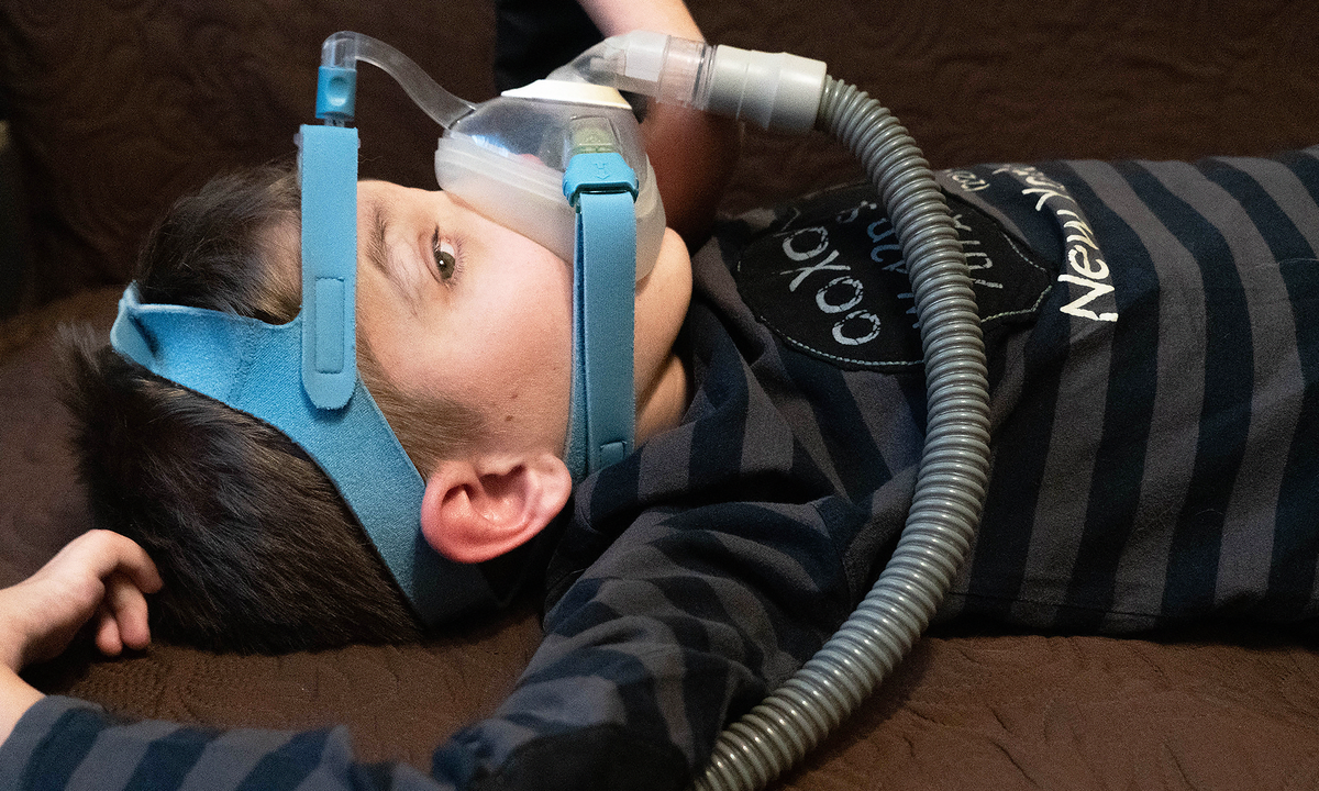 Олег Петров, подопечный фонда "Алёша"