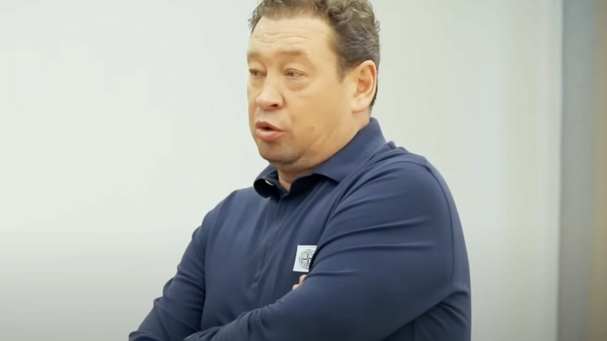 Леонид Слуцкий: "Почему раскачиваюсь? Я же не топором размахиваю!". Спорт-Экспре