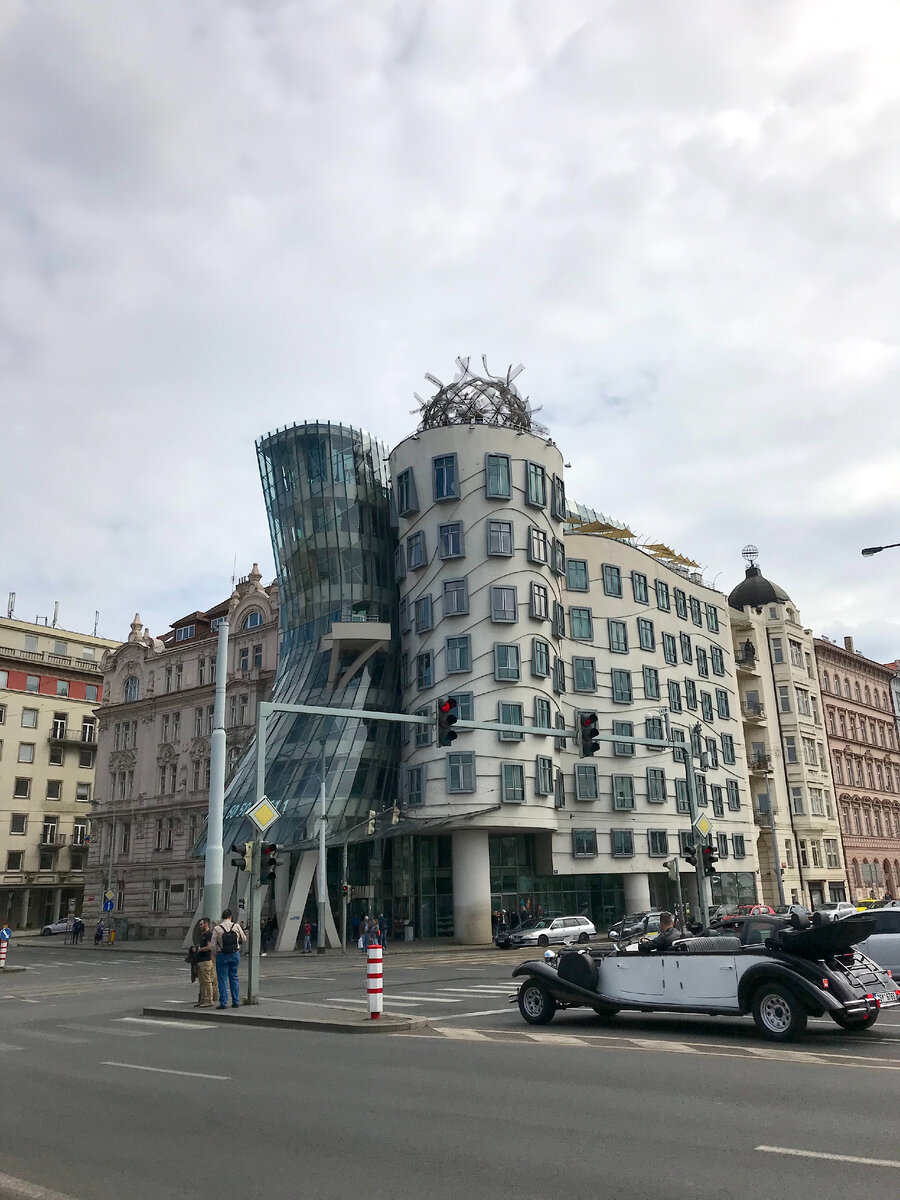 Посмотрите на линии, на окна, какая ГРАЦИЯ! Фото автора
