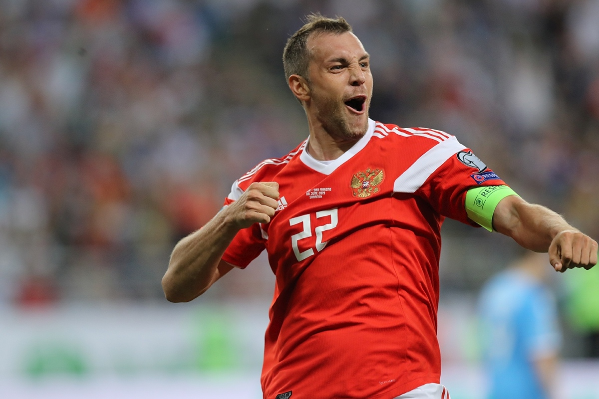 Артем Дзюба