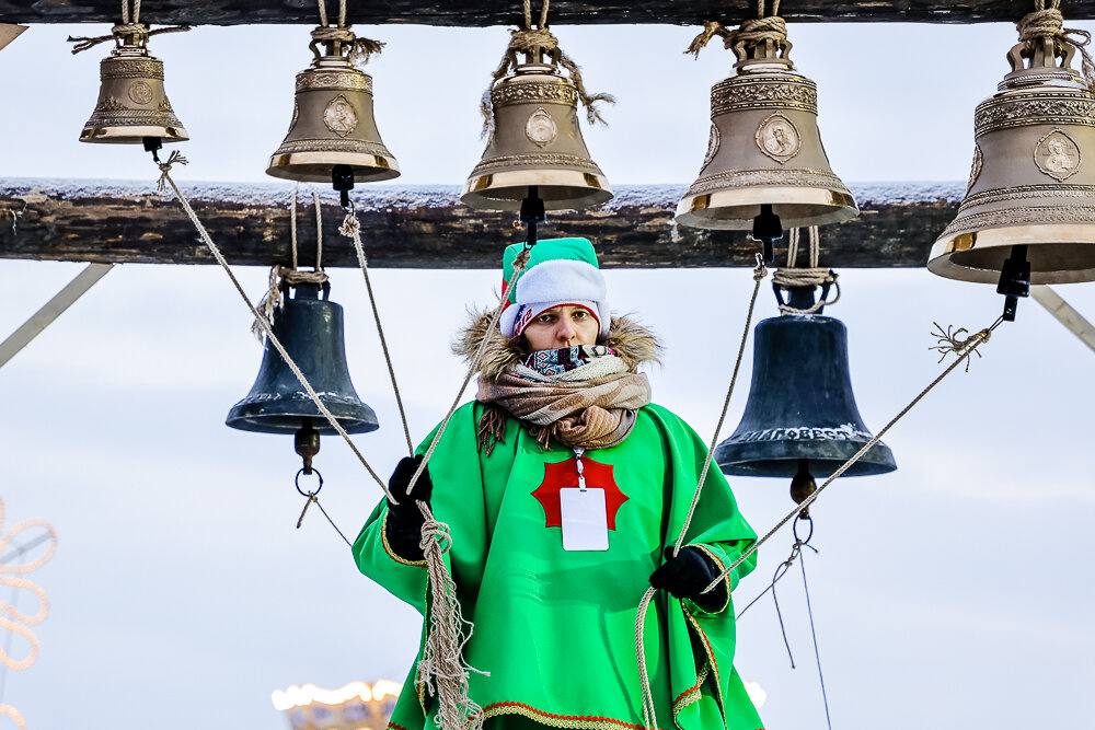 Стихи о колоколах. Церковные колокола с названиями. Составляющие части колокола. Звон 5 букв. Стихи о колоколах.