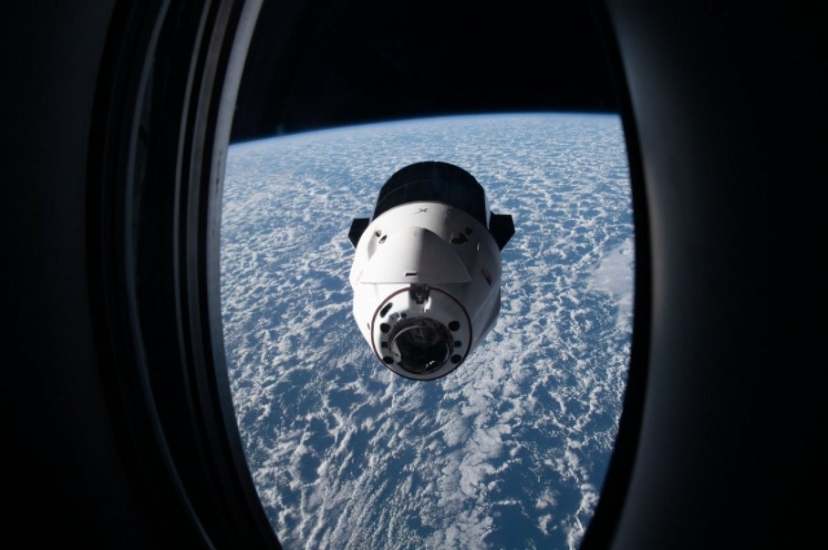    Космический корабль Cargo Dragon 2 успешно отстыковался от МКС
