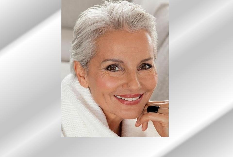 Короткая стрижка на седые волосы