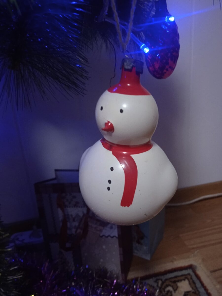 Ёлочная игрушка из коллекции семьи Пихтелевых