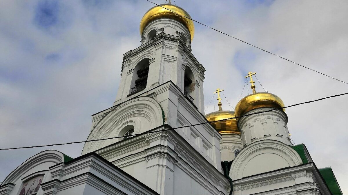     В Нижегородской епархии выступили с предложением о разрешении строительства домов вблизи храмов. Общественные обсуждения по этому вопросу прекратят сегодня, 16 января, в 18:00. Об этом сообщается на сайте городской мэрии.