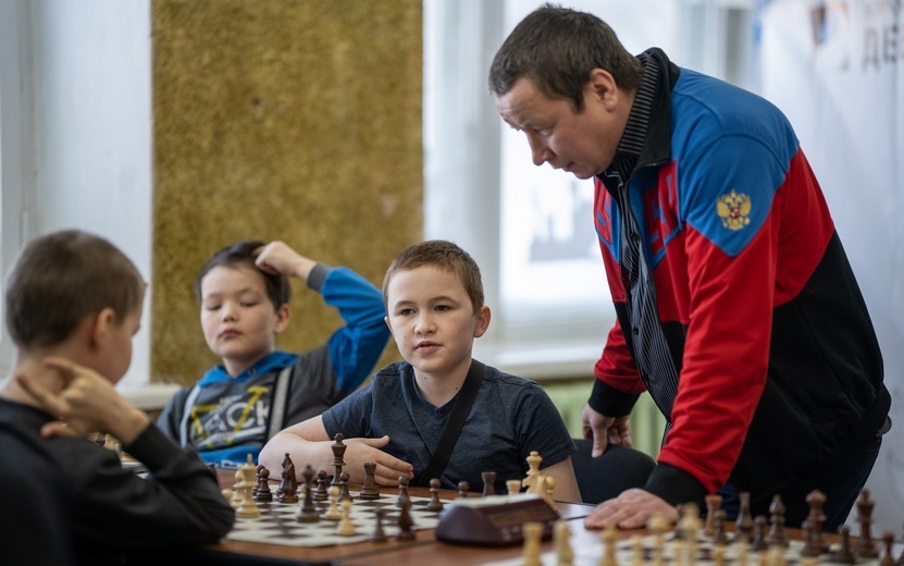  Первые партии в Дебесах уже сыграны. Фото: Сергей Суворов
