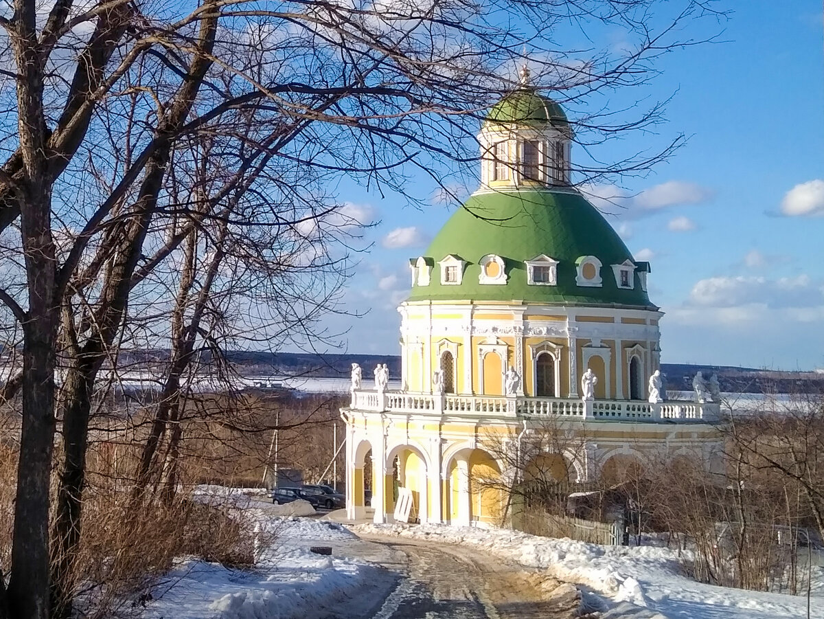 По дороге от Серпухова до Тарусы: заповедник и храмовая архитектура |  Города и горы | Дзен