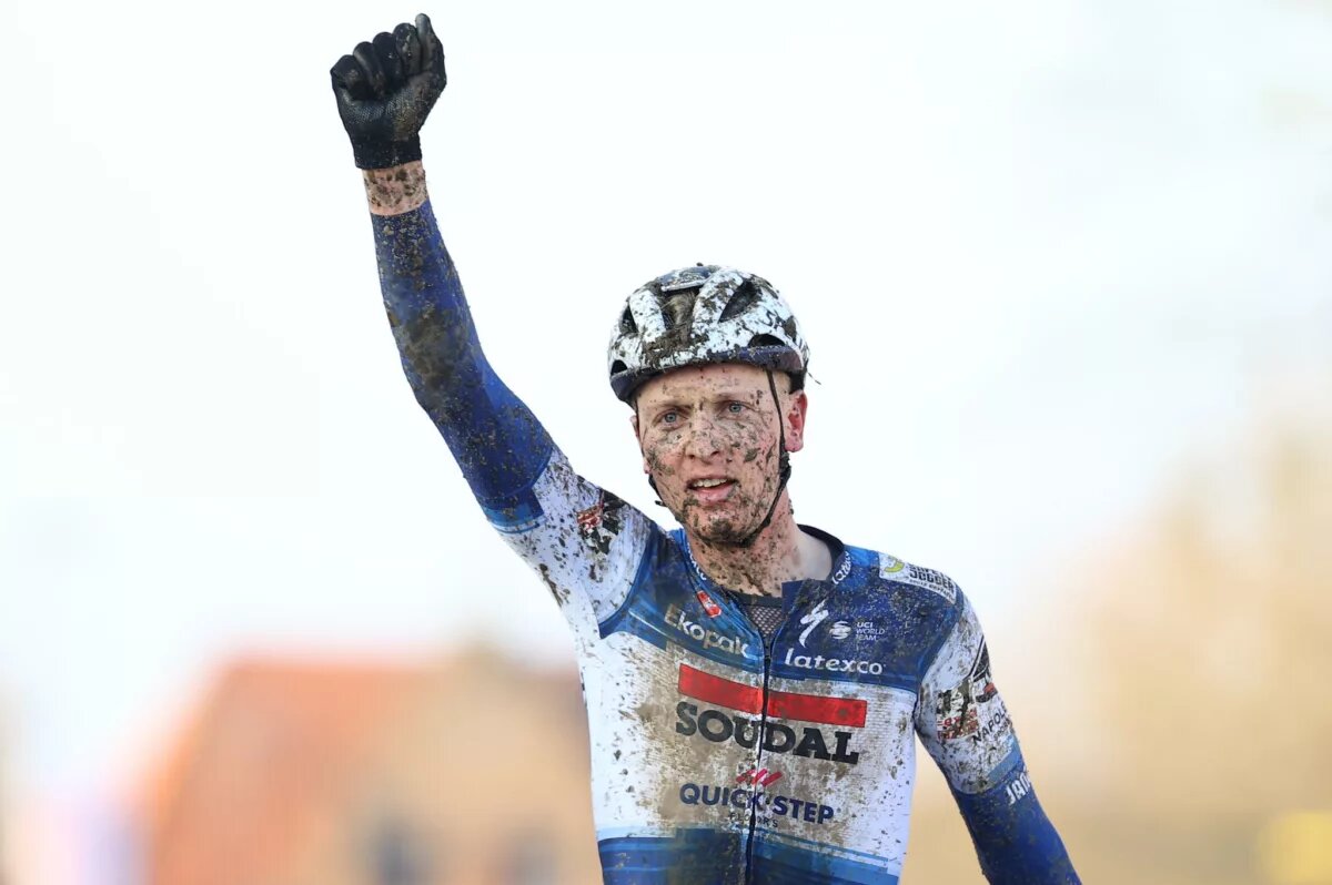 В велокроссе 276 спортсменов