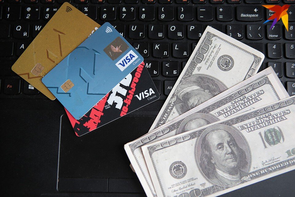     Белорусов спросят об их покупках в интернете. Юлия Хвощ