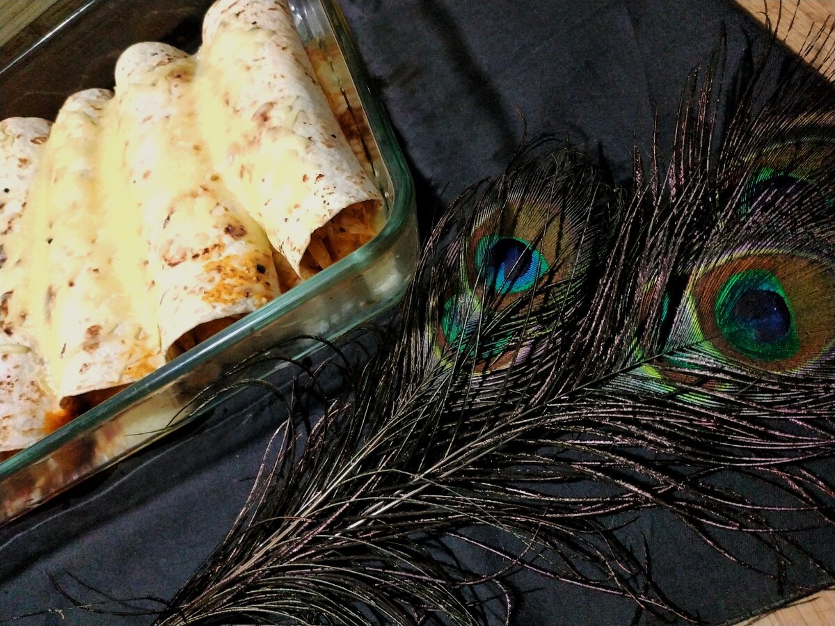 Подношения на ритуале индийской магии. Фото автора.