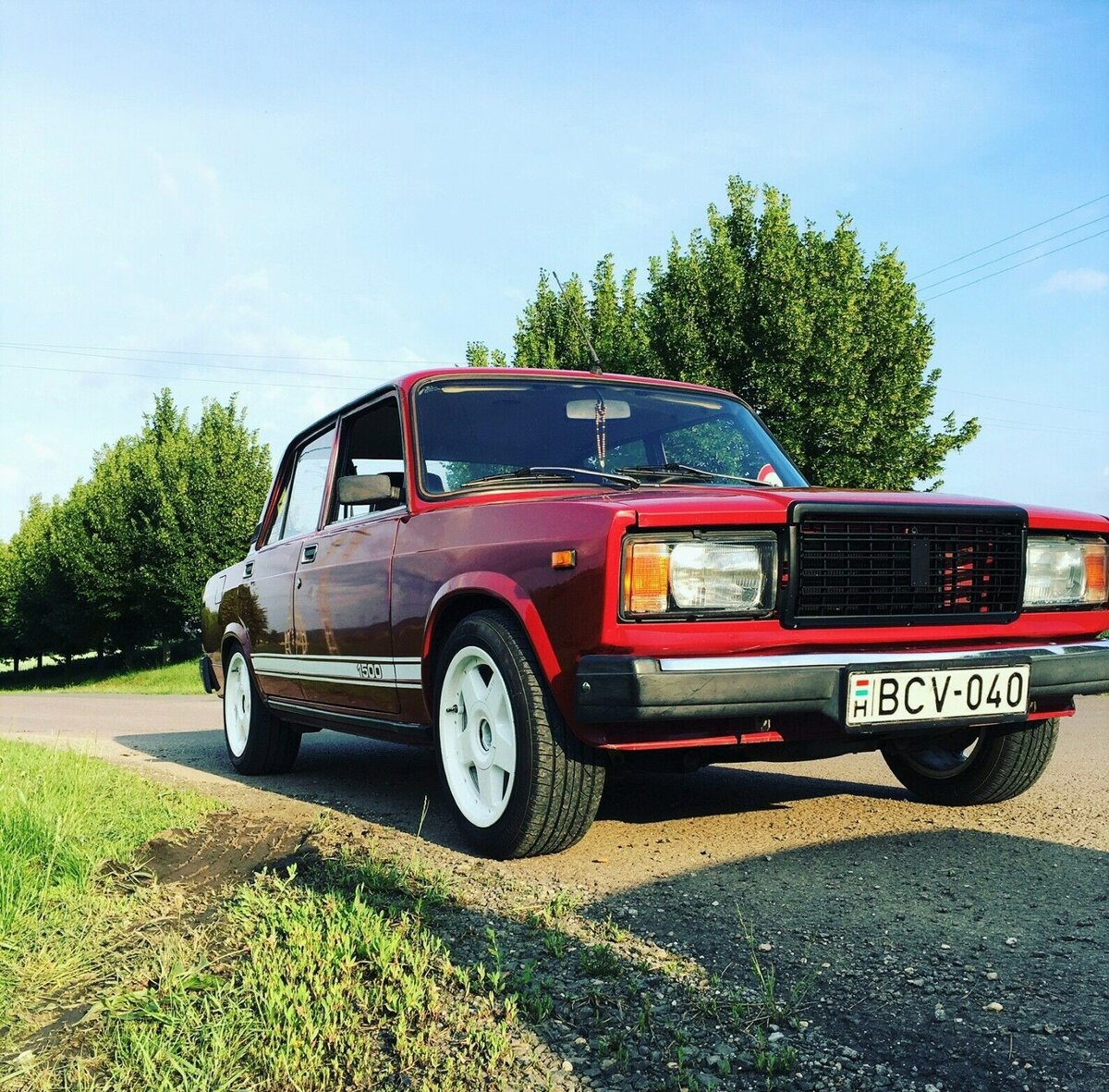 Этот автомобиль выставляют, как Тоскану. Как считаете, это она?