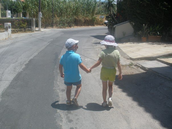  По предварительным данным, ребенок внезапно выбежал на проезжую часть 