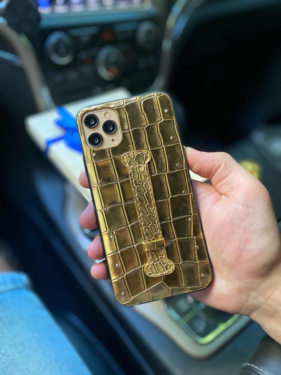 Золотой чехол с кольцом для iPhone 11 Pro Max