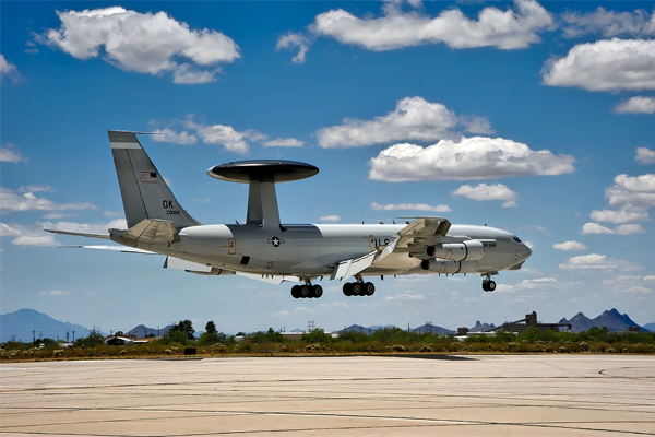 Самолет дальнего радиообнаружения и наведения AWACS