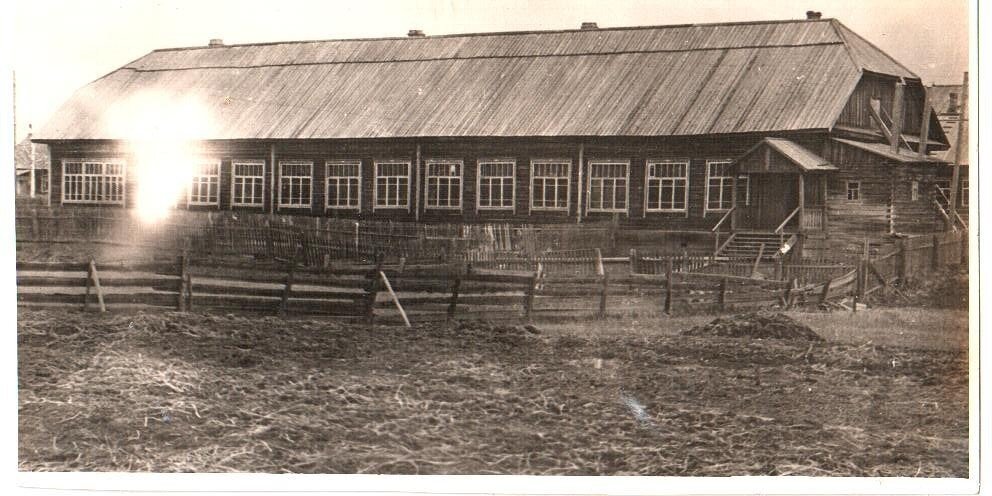 Фото из открытых источников Солымская средняя школа