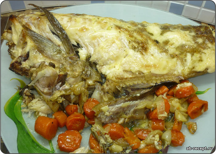 Рыба в духовке с морковью и луком рецепт