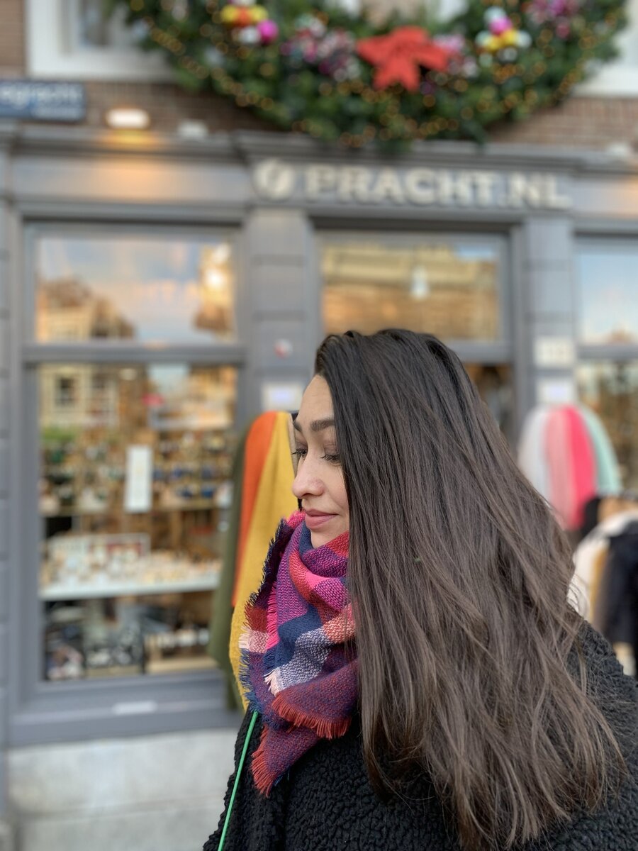 На фото я. Снимки Минги я удалила 