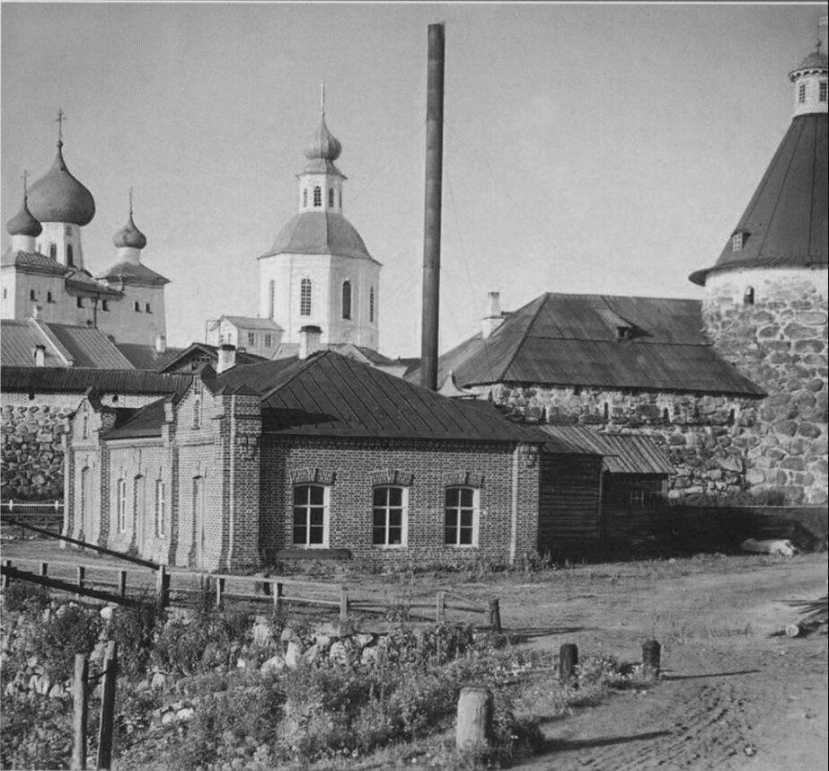 Соловецкая ГЭС, фото начала XX века