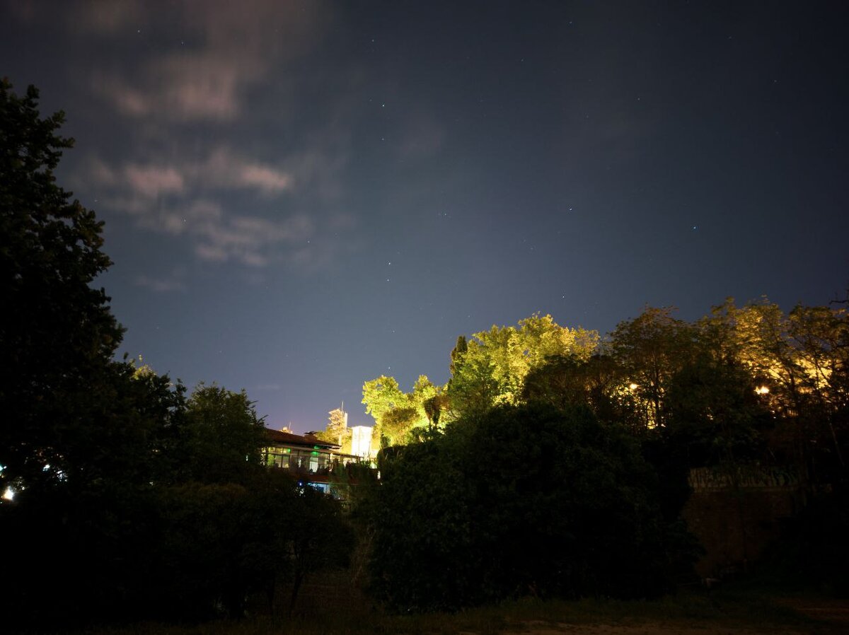 Фото автора. Ночное небо над Барселоной