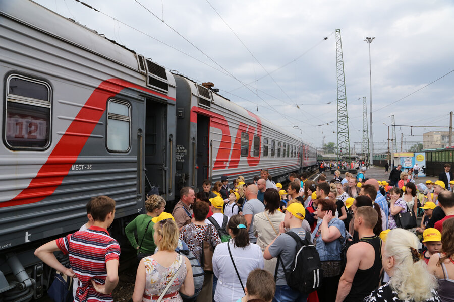 Можно ли приехать на поезде. РЖД Череповец Адлер. Поезд 282 Череповец Адлер. Поезд Череповец Адлер. Поезд 126 Шексна Череповец.