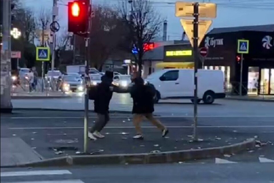     Несколько раз один из них чуть не вылетел на дорогу. Ангелина НАЗАРЧУК