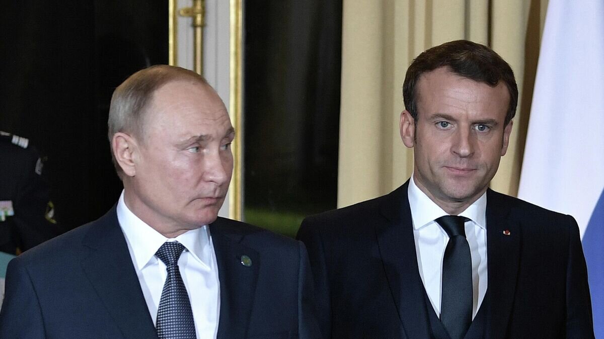    Президенты России и Франции Владимир Путин и Эммануэль Макрон© РИА Новости / Алексей Никольский