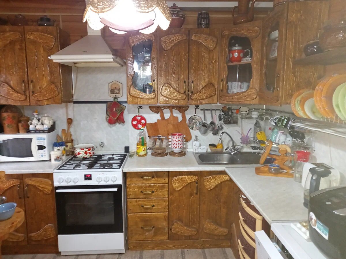 Кухонный гарнитур под старину 