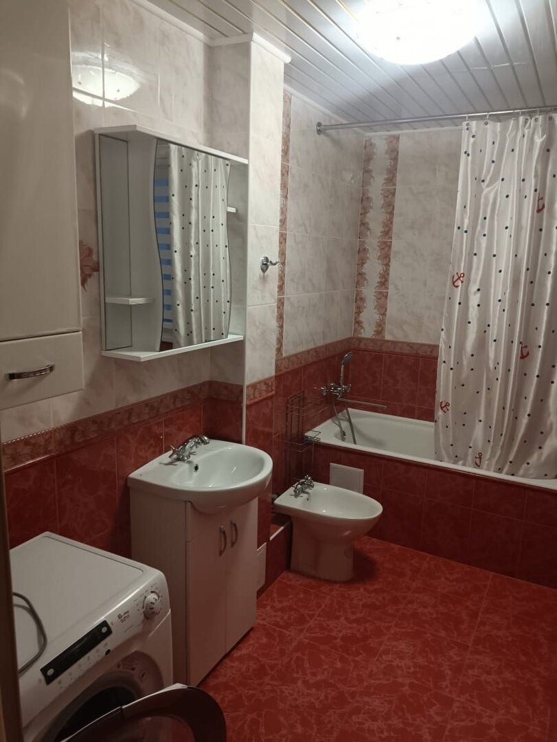 Снять 2-x к. квартира длительно в Севастополе Комбрига Потапова 